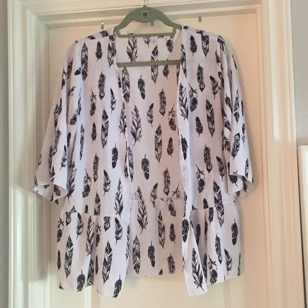 SOLD Leaf print kimono